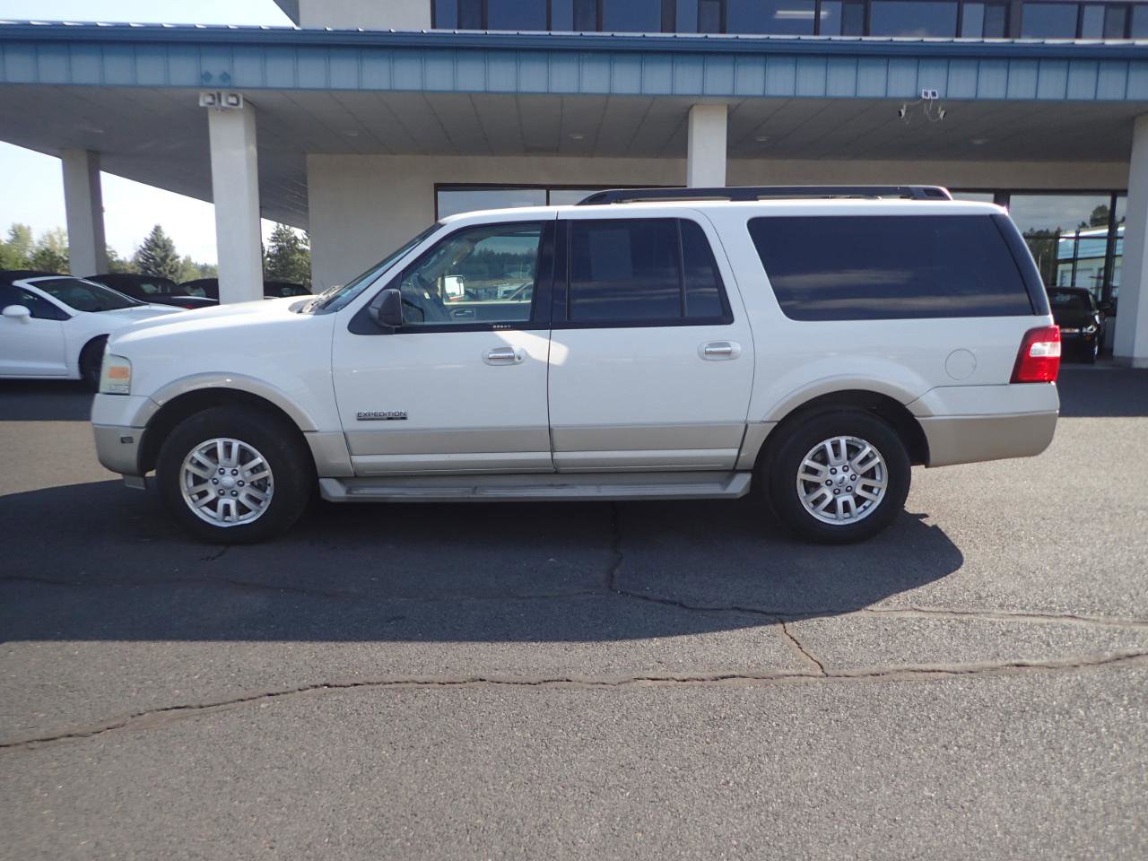 Used 2008 Ford Expedition EL Eddie Bauer AWD/4WD image 2
