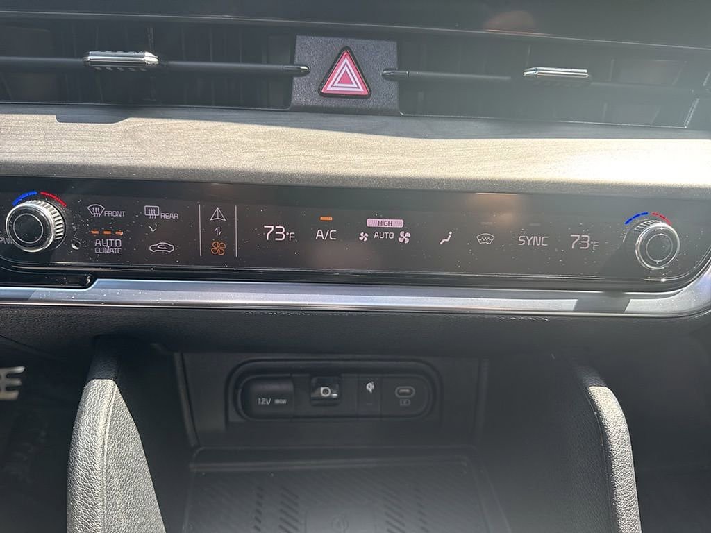 Used 2025 Kia Sportage X-Pro Prestige AWD/4WD image 15