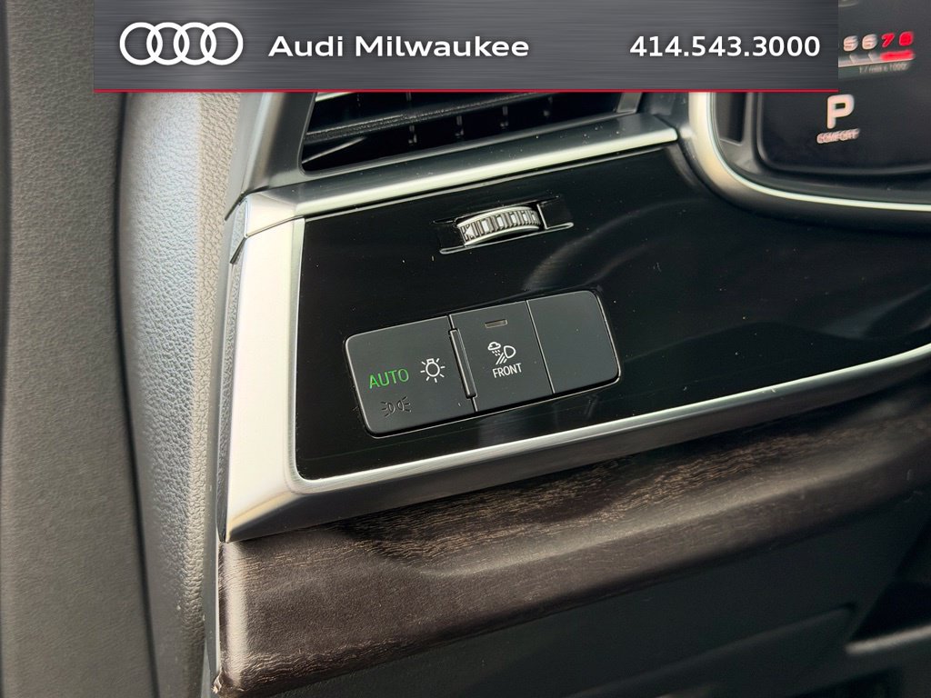 Used 2023 Audi Q8 Premium Plus w/ Premium Plus Package AWD/4WD image 26