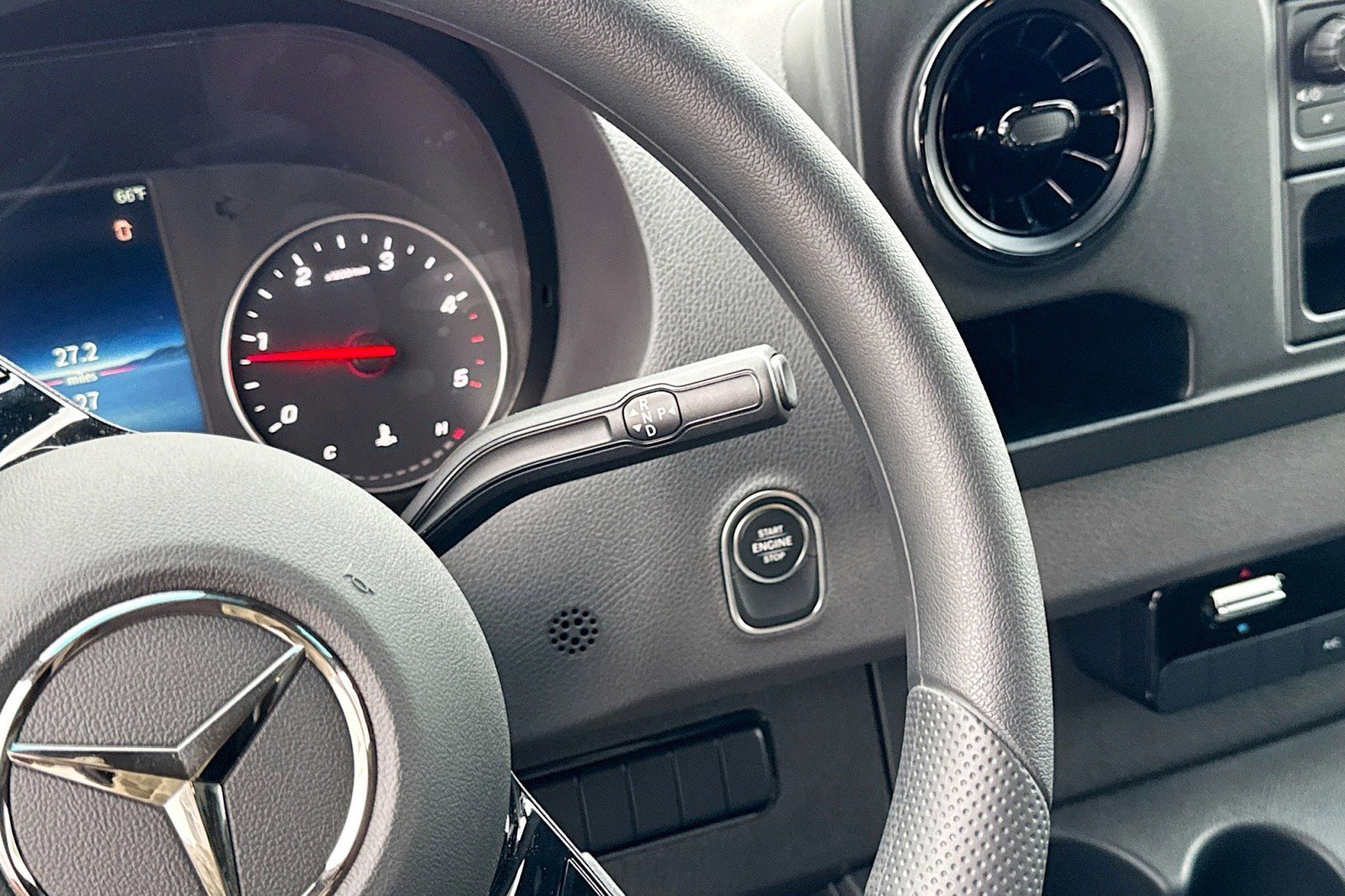 New 2025 Mercedes-Benz Sprinter 2500 image 13