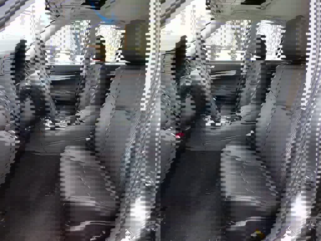 Used 2015 INFINITI Q40 AWD w/ Navigation Package image 14