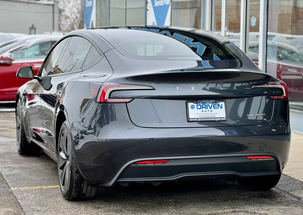 Used 2025 Tesla Model 3 Long Range image 35