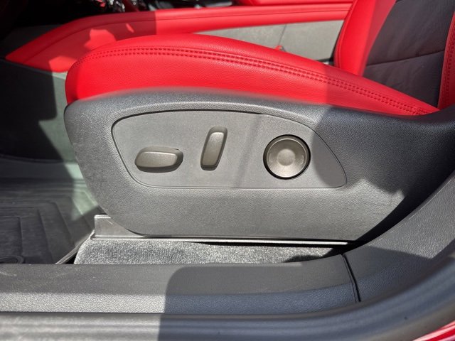 Used 2024 Chevrolet Blazer EV RS image 11