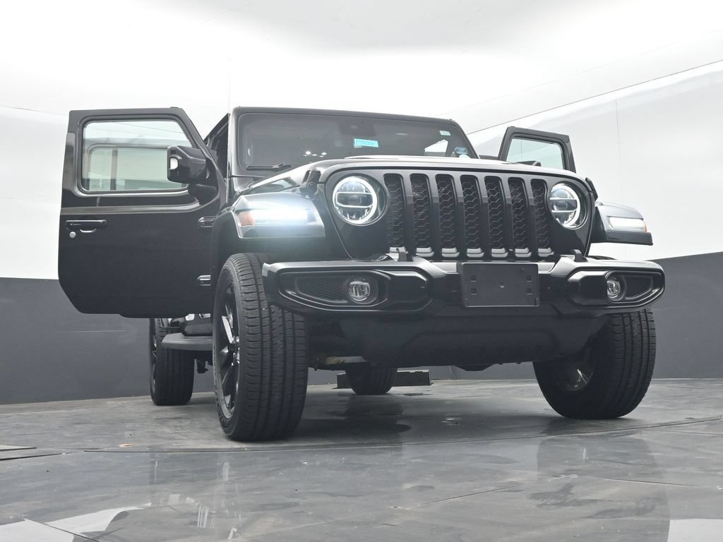 Used 2022 Jeep Gladiator Overland AWD/4WD image 70