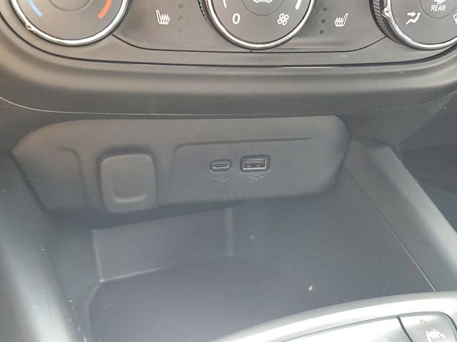 Certified 2024 Chevrolet Trax RS w/ Driver Confidence Package FWD image 29