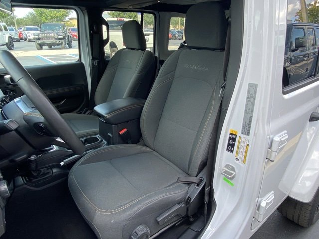 Used 2024 Jeep Wrangler Unlimited Sahara image 12