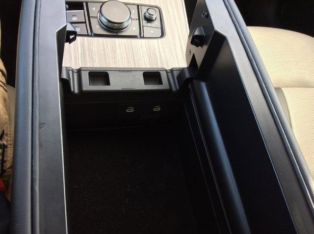 Used 2024 MAZDA CX-90 3.3 Turbo w/ Premium Package image 28