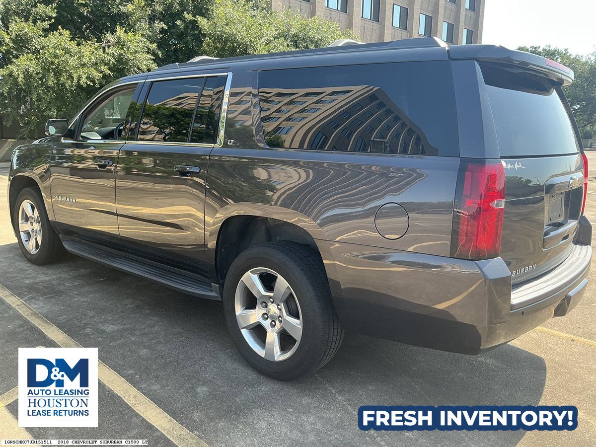 Used 2018 Chevrolet Suburban LT RWD image 4