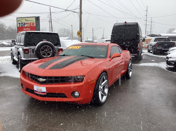 Used 2013 Chevrolet Camaro LT image 1