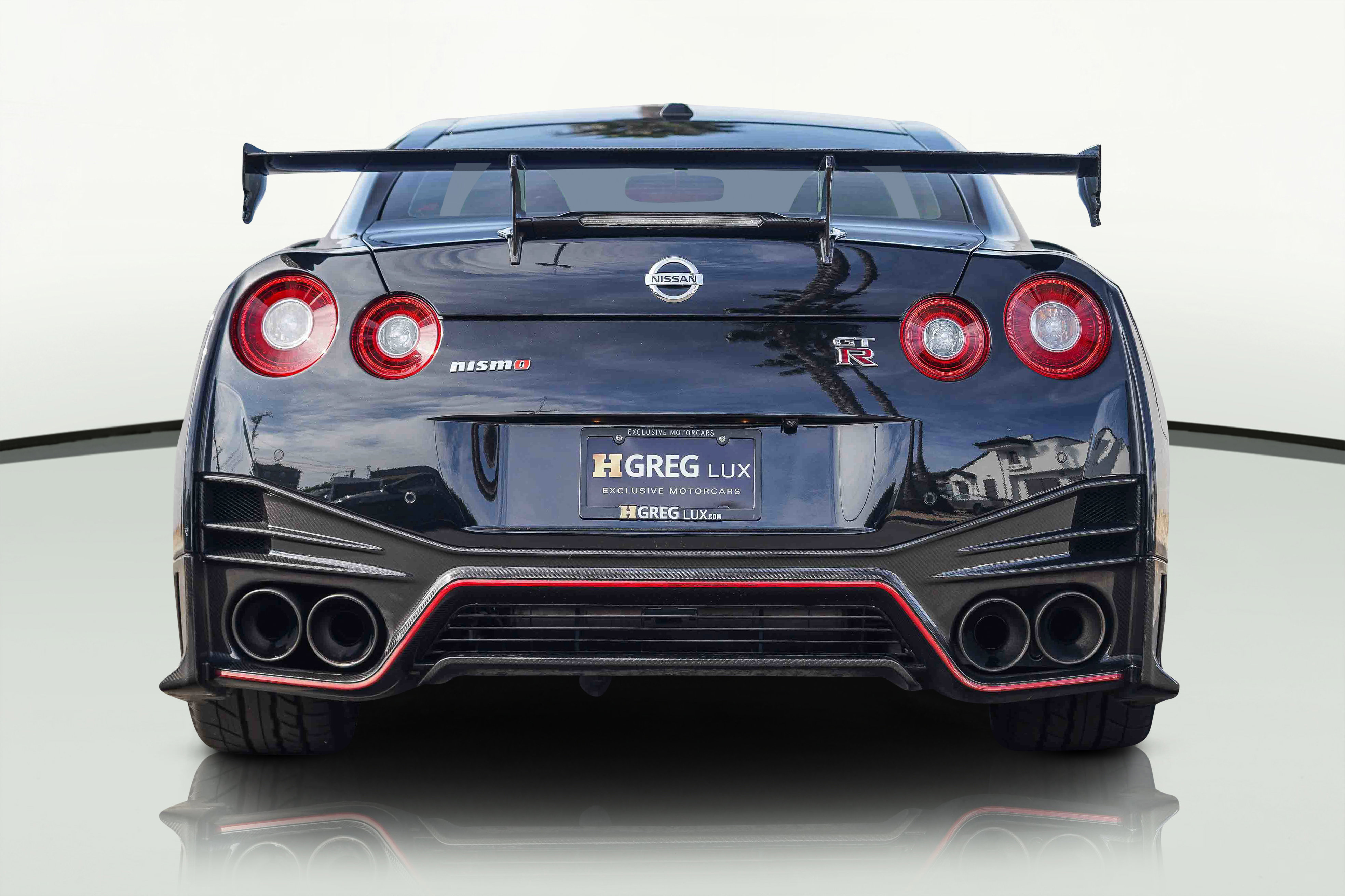 Used 2018 Nissan GT-R NISMO image 88