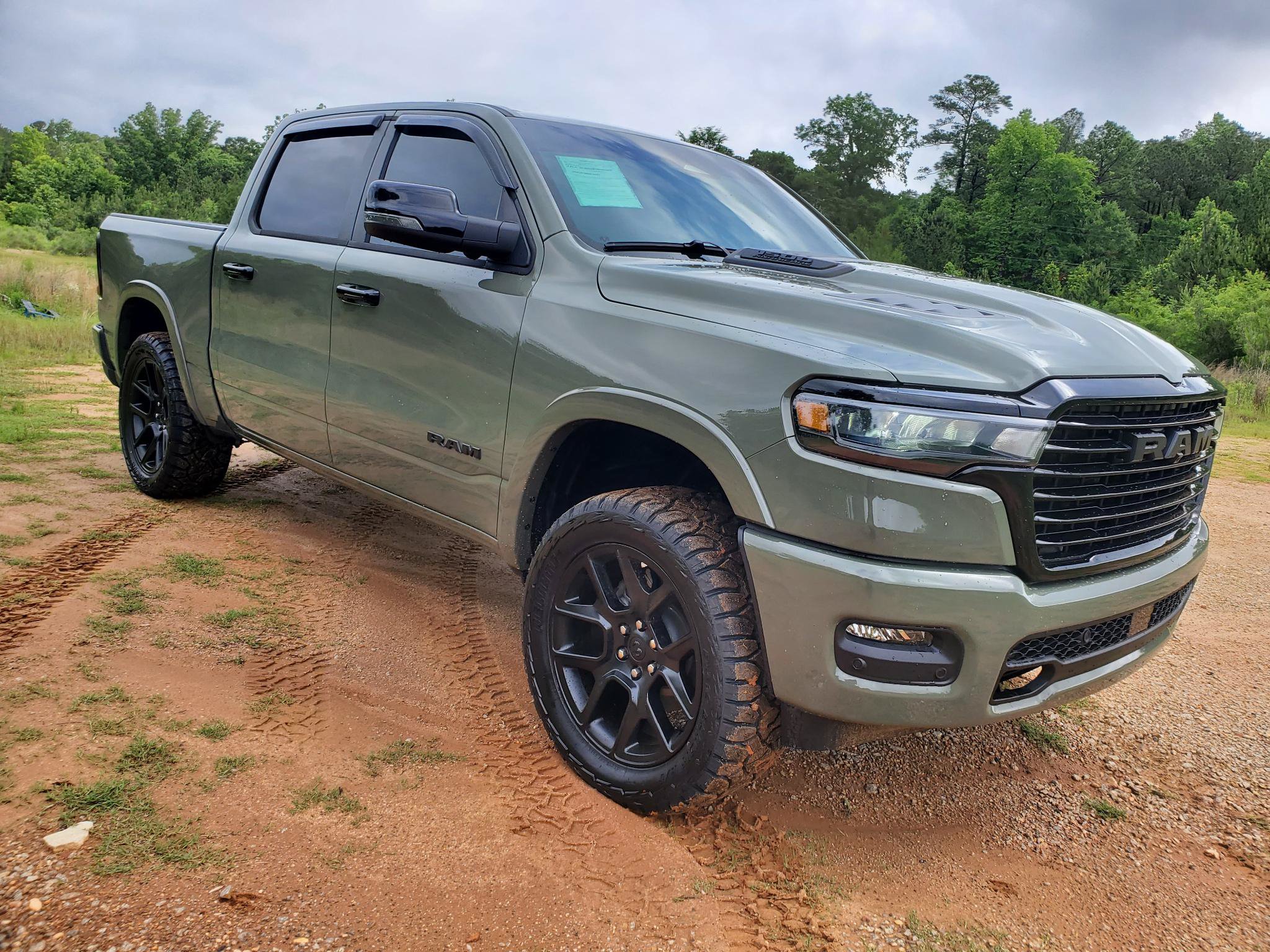 Used 2026 RAM 1500 Laramie w/ Night Edition AWD/4WD image 13