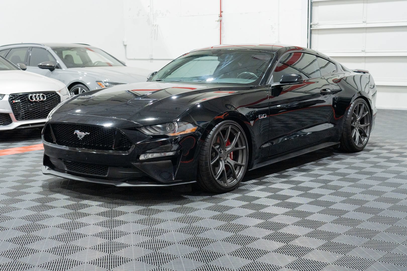 Used 2018 Ford Mustang GT Premium w/ Enhanced Security Package RWD image 3