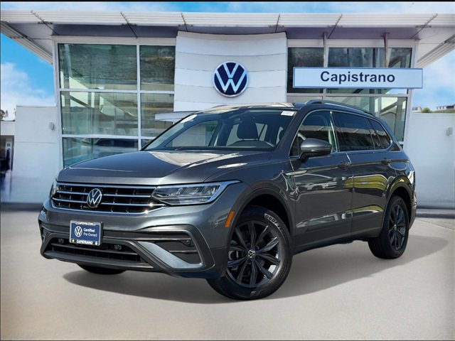 Used 2023 Volkswagen Tiguan SE w/ Panoramic Sunroof Package