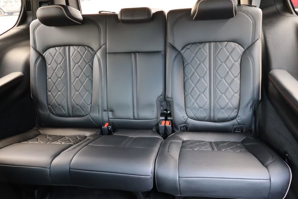 Used 2022 Jeep Grand Wagoneer Series III w/ Rear Seat Video Group 1 AWD/4WD image 32