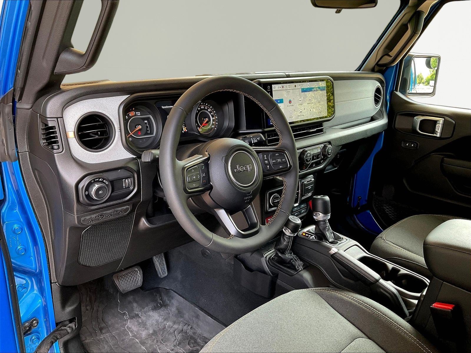 Used 2024 Jeep Wrangler Unlimited Sport AWD/4WD image 17