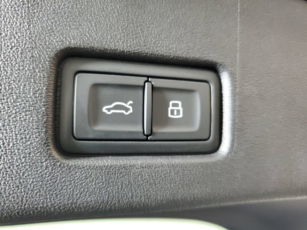 Certified 2023 Audi Q4 e-tron Premium Plus RWD image 9