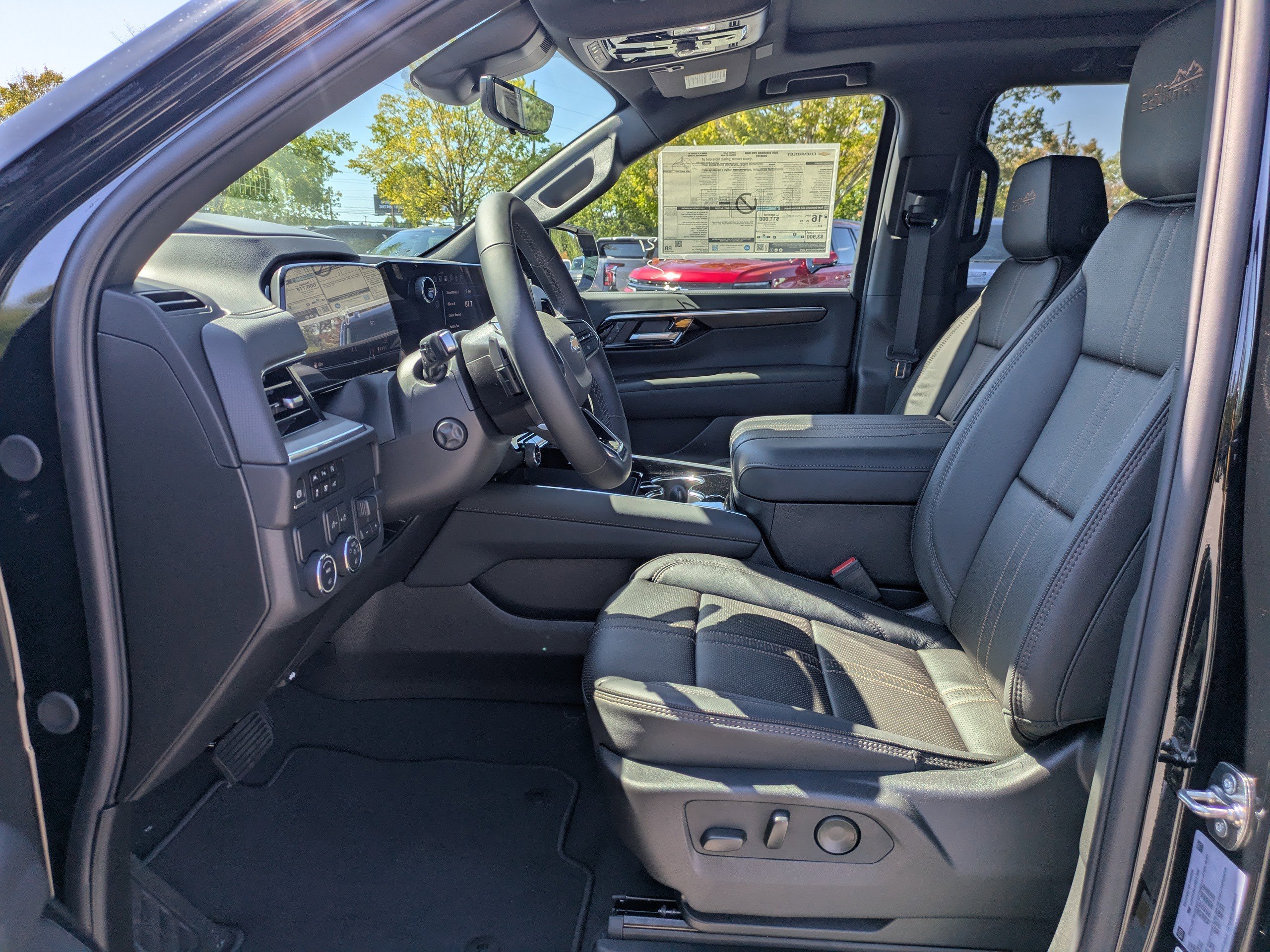 New 2026 Chevrolet Suburban High Country image 22