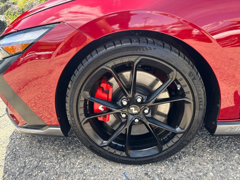Certified 2025 Hyundai Elantra N FWD image 11