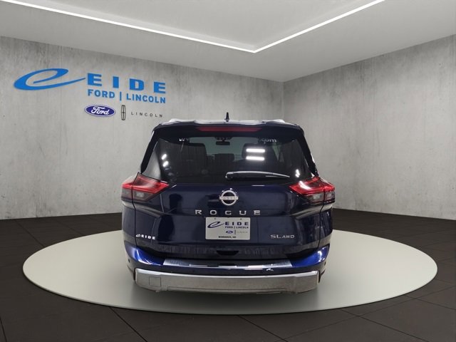 Used 2024 Nissan Rogue SL w/ SL Premium Package image 7