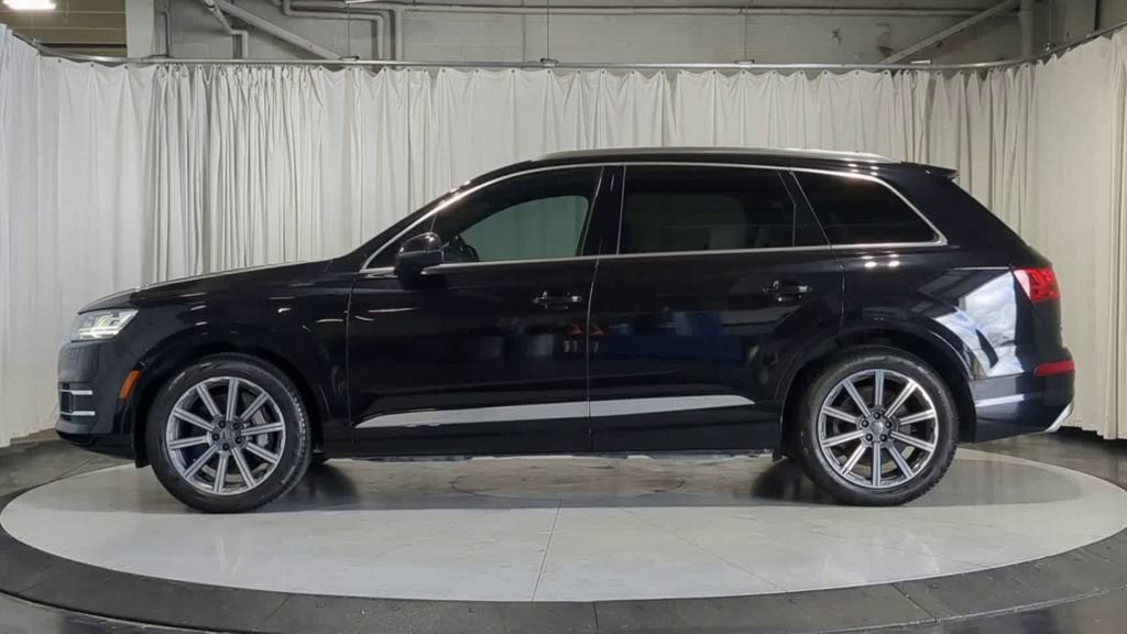 Used 2018 Audi Q7 3.0T Prestige AWD/4WD image 5