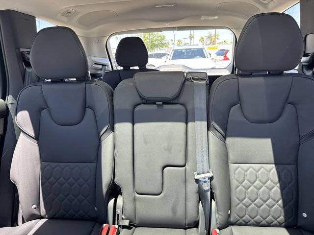 New 2025 Volvo XC90 T8 Plus w/ Protection Package Premier AWD/4WD image 19