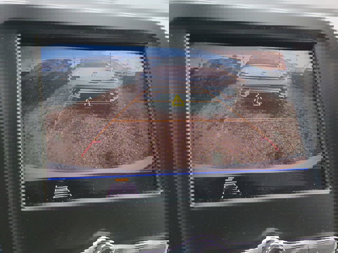 Used 2021 Chevrolet Equinox LT image 18