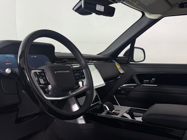 New 2026 Land Rover Range Rover Autobiography image 4