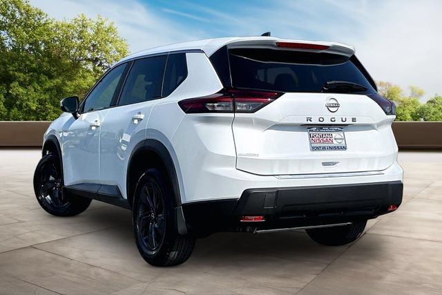 New 2026 Nissan Rogue SV FWD image 3