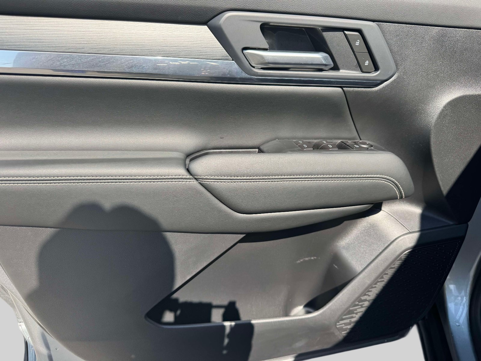 Used 2026 GMC Terrain Elevation w/ LPO, Floor Liner Package AWD/4WD image 17