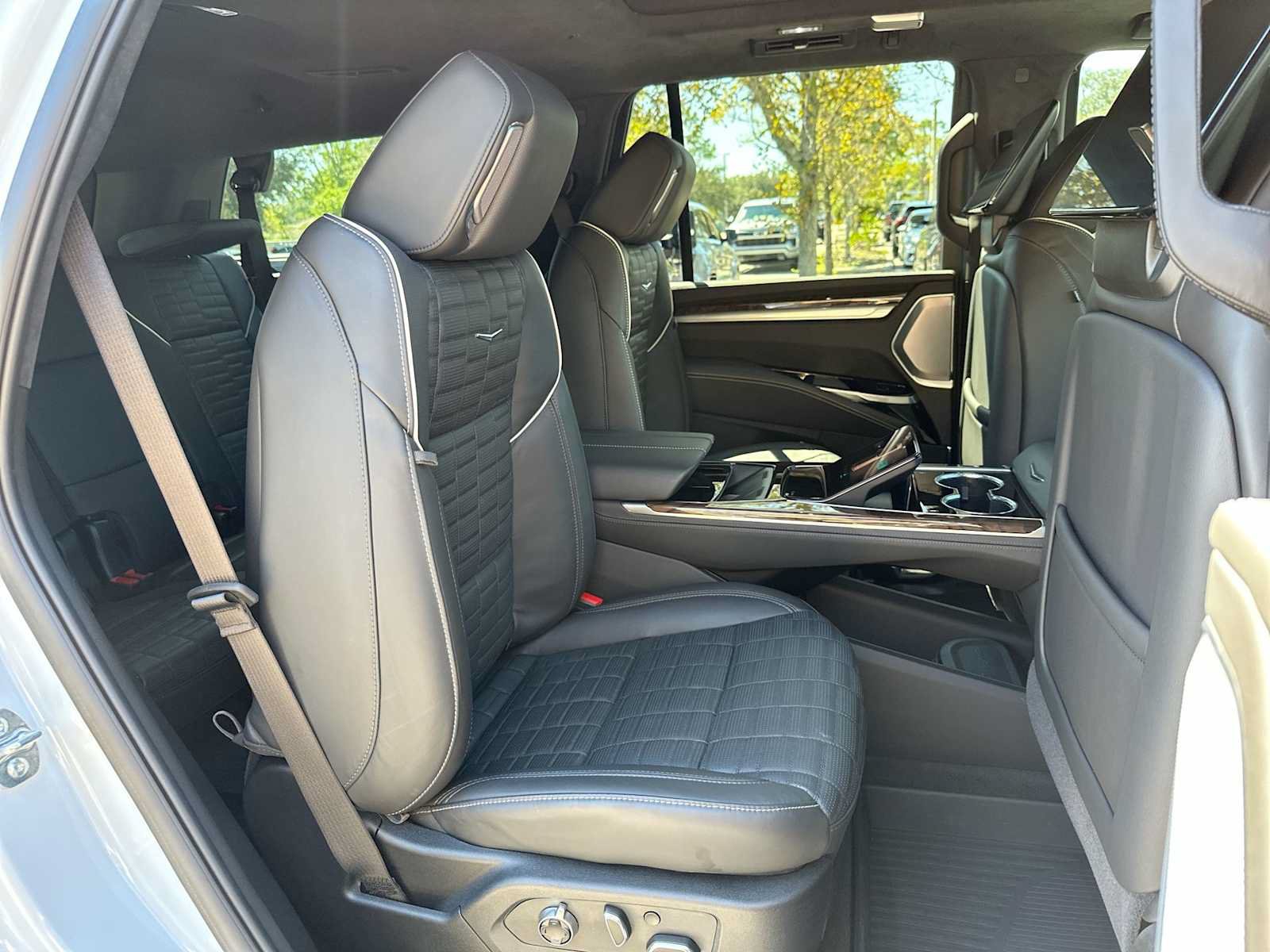Certified 2026 Cadillac Escalade Platinum Sport AWD/4WD image 16