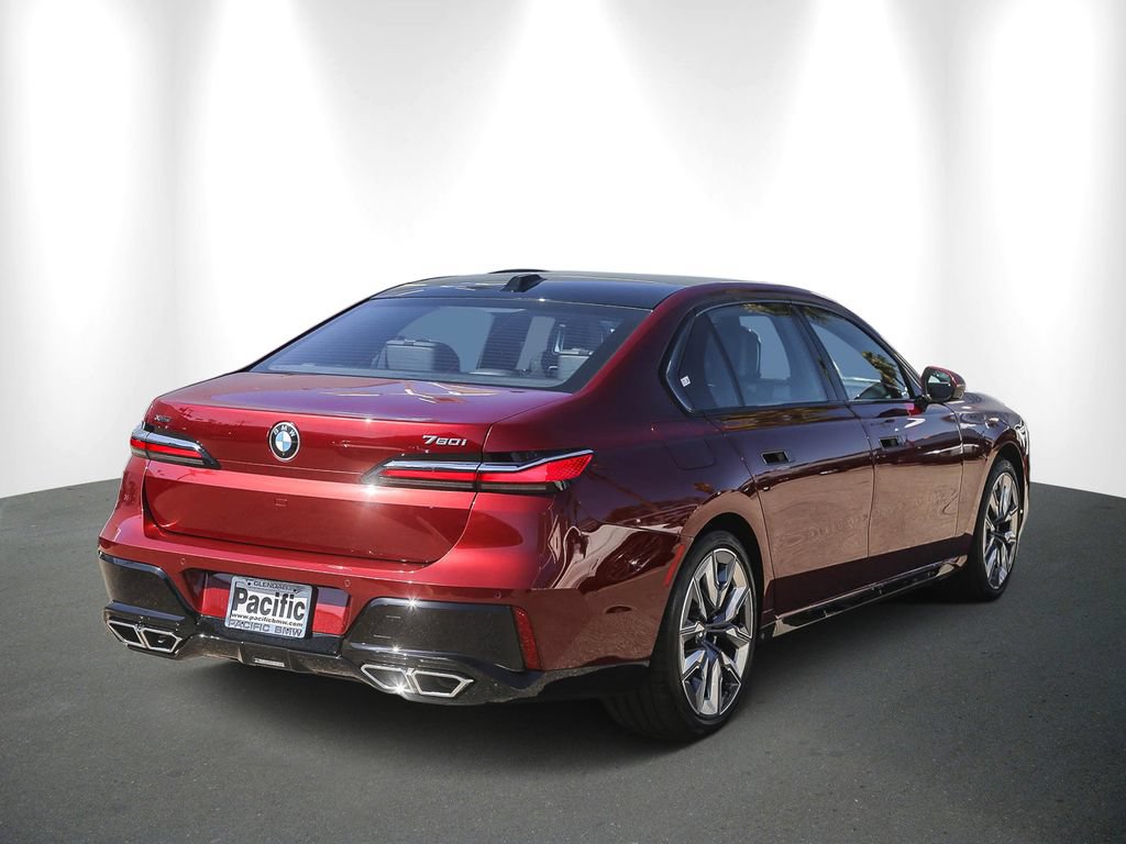 Used 2026 BMW 760i xDrive AWD/4WD image 6