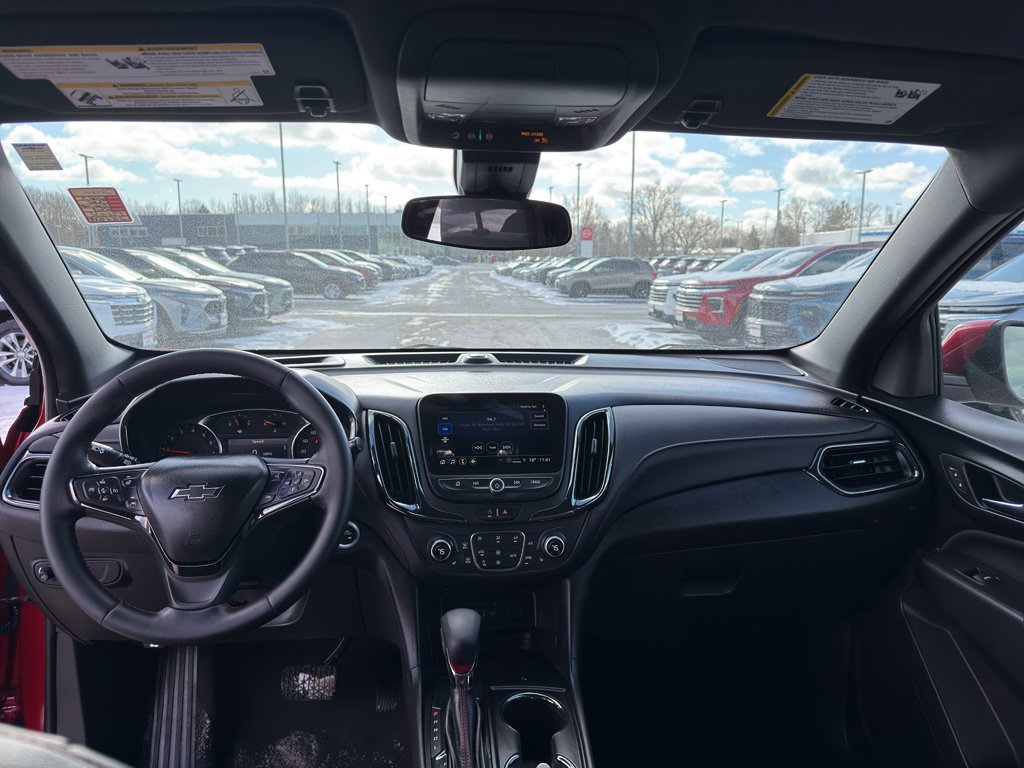 Used 2023 Chevrolet Equinox RS image 28