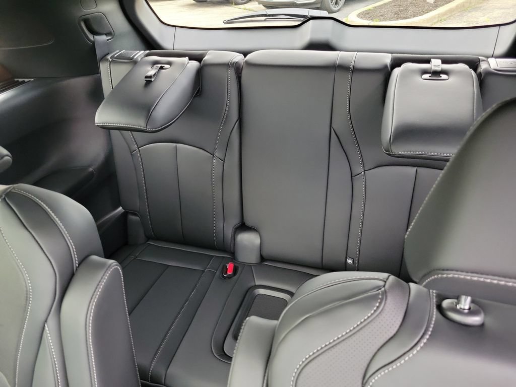 New 2027 INFINITI QX60 Sport w/ Dark Cargo Package AWD/4WD image 16