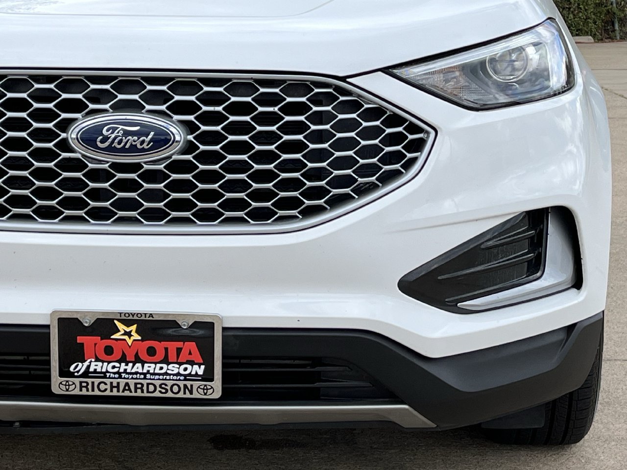 Used 2024 Ford Edge SEL AWD/4WD image 8