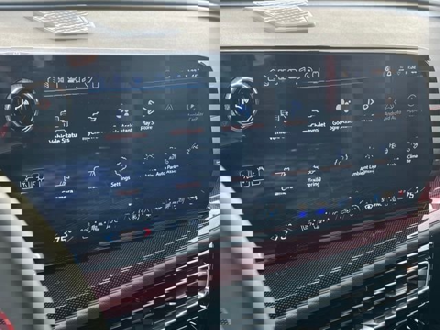 New 2026 Chevrolet Traverse RS image 32