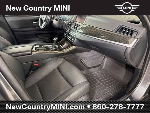 Used 2016 BMW 550i xDrive Sedan AWD/4WD image 13