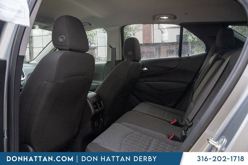 Used 2024 Chevrolet Equinox LT w/ LPO, Floor Liner Package FWD image 19