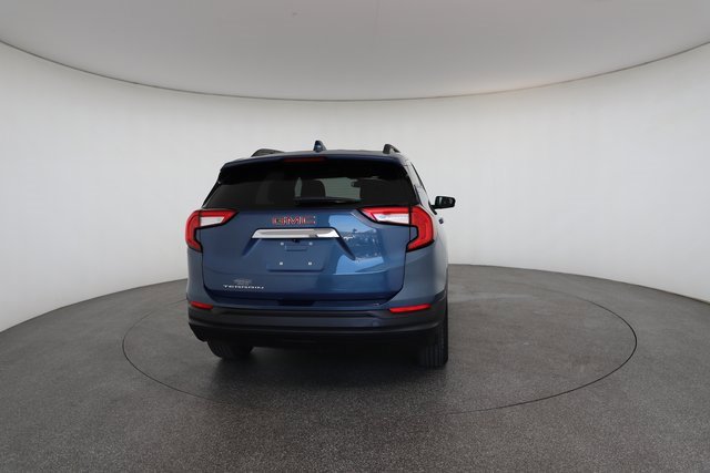 Used 2024 GMC Terrain SLE w/ Driver Convenience Package image 15