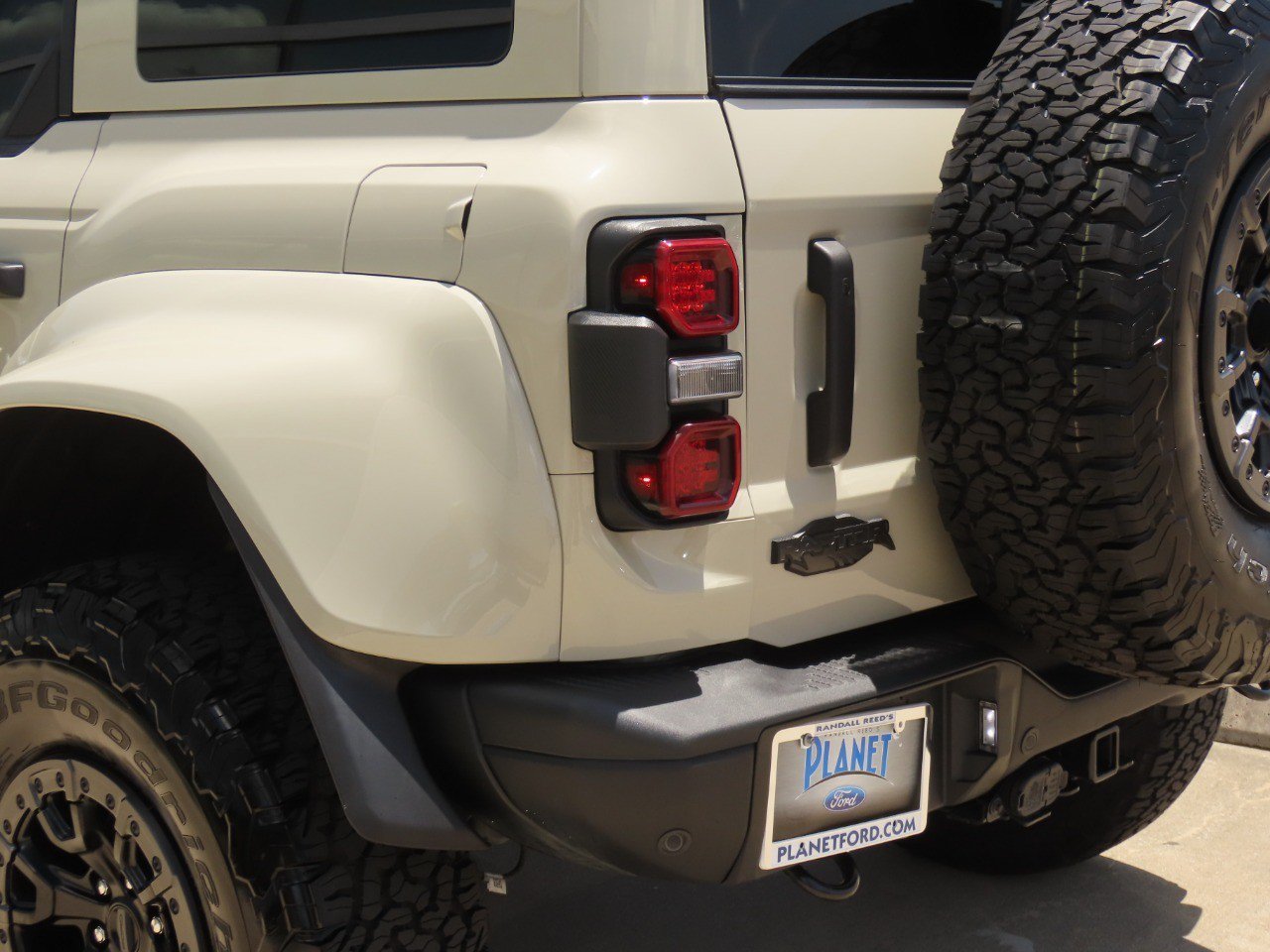 Used 2025 Ford Bronco Raptor AWD/4WD image 14