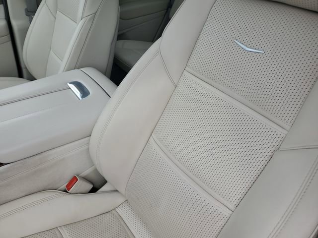 Certified 2024 Cadillac Escalade Premium Luxury Platinum image 27