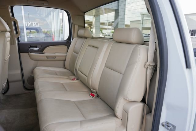 Used 2013 GMC Sierra 3500 Denali image 38