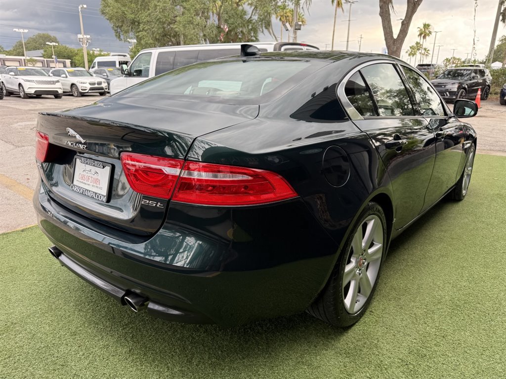 Used 2017 Jaguar XE Premium RWD image 6