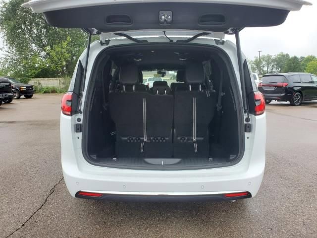 New 2026 Chrysler Pacifica Select image 28
