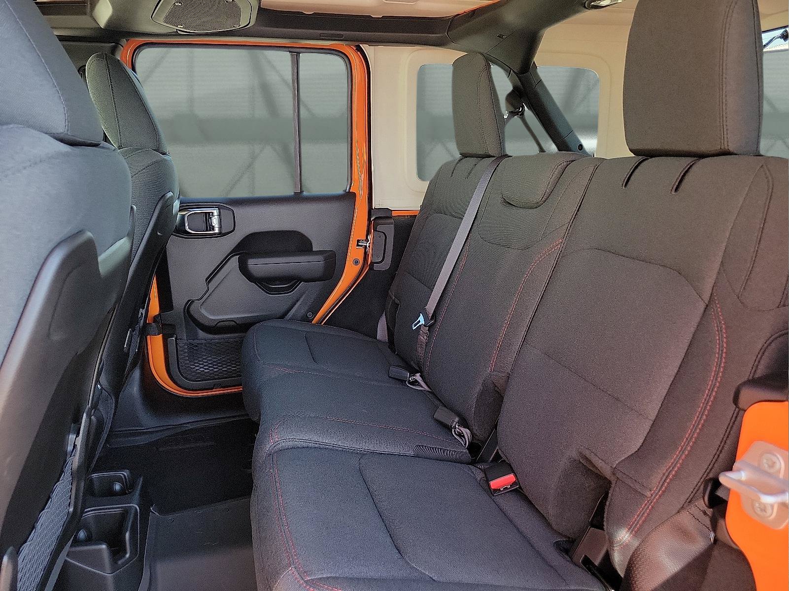 New 2025 Jeep Wrangler Unlimited Rubicon w/ Convenience Group AWD/4WD image 8