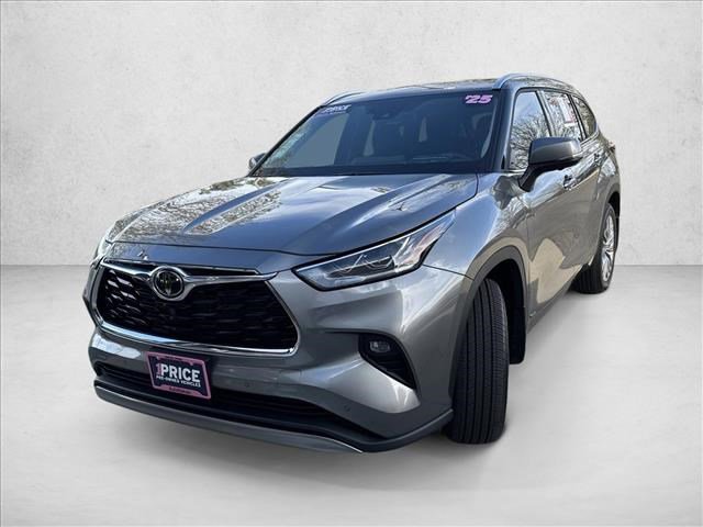 Used 2025 Toyota Highlander Platinum