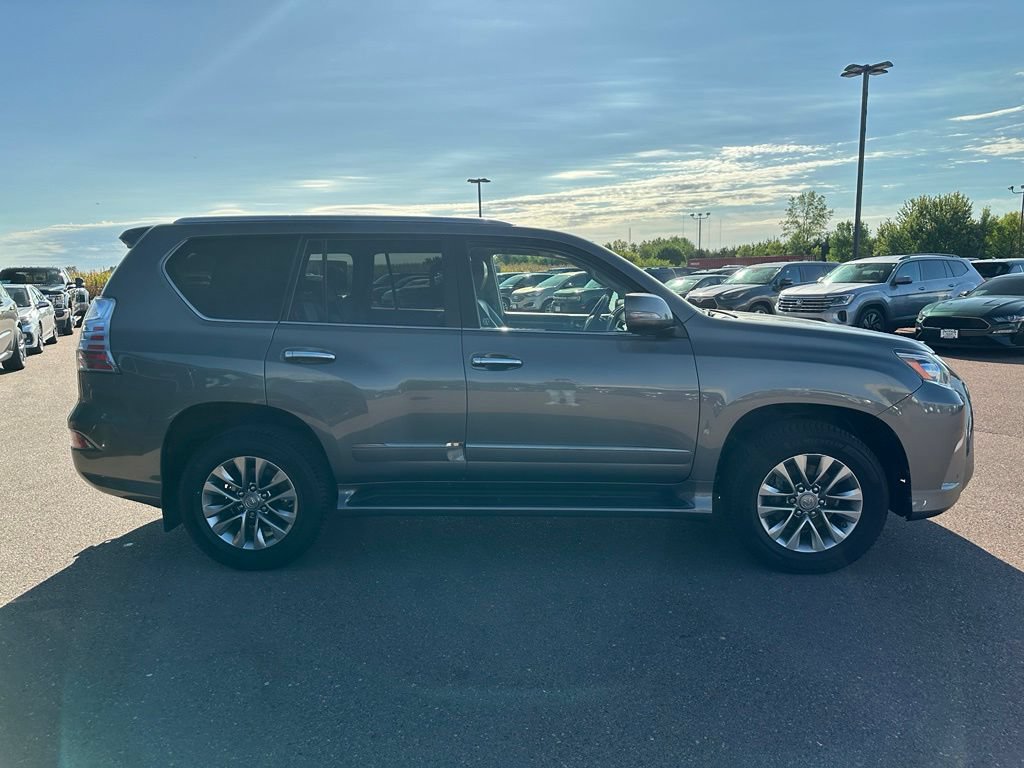 Used 2014 Lexus GX 460 Luxury AWD/4WD image 37