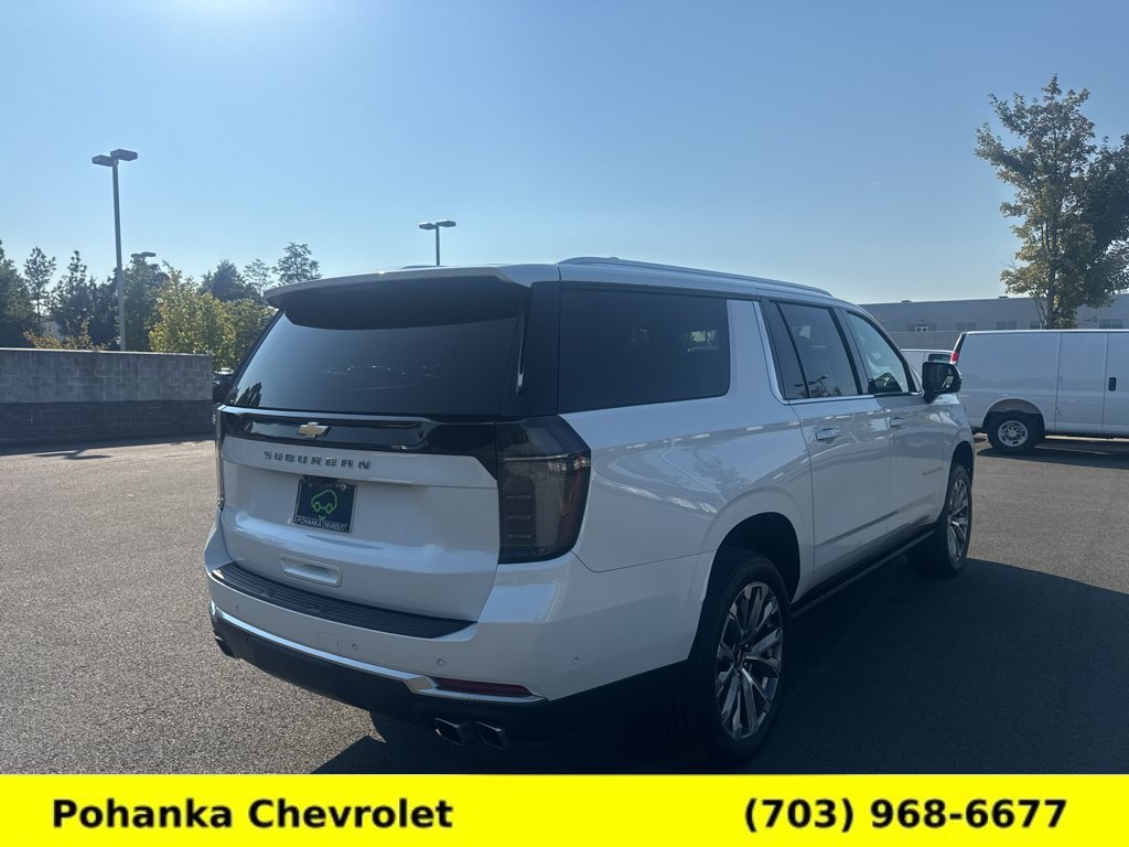 Used 2025 Chevrolet Suburban High Country AWD/4WD image 7