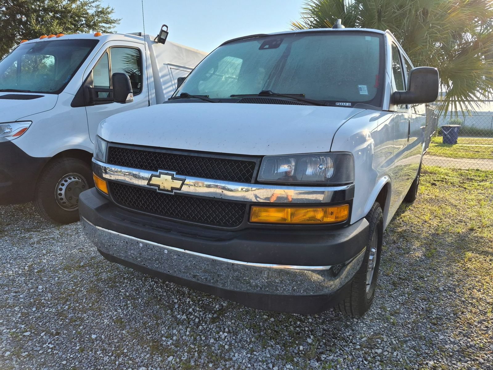Used 2021 Chevrolet Express 3500 LT w/ LT Preferred Equipment Group RWD image 1