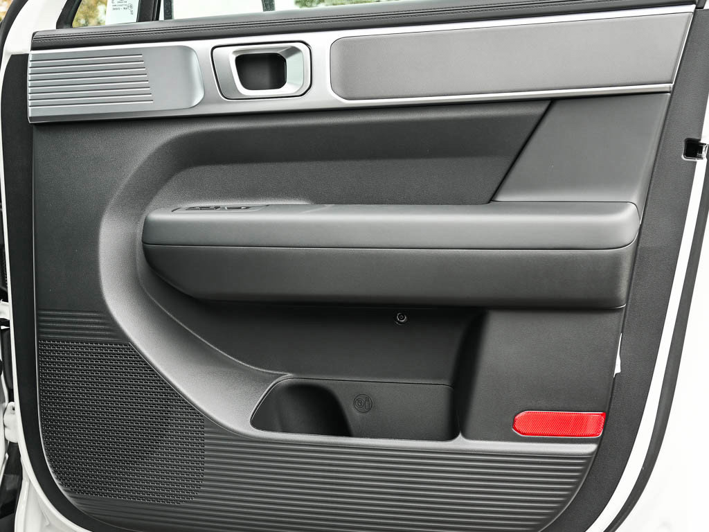 New 2026 Hyundai Santa Fe SE image 10