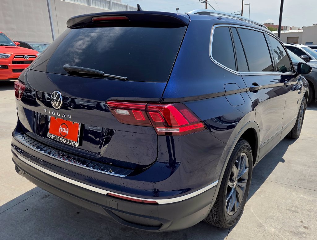 Used 2023 Volkswagen Tiguan SE FWD image 9